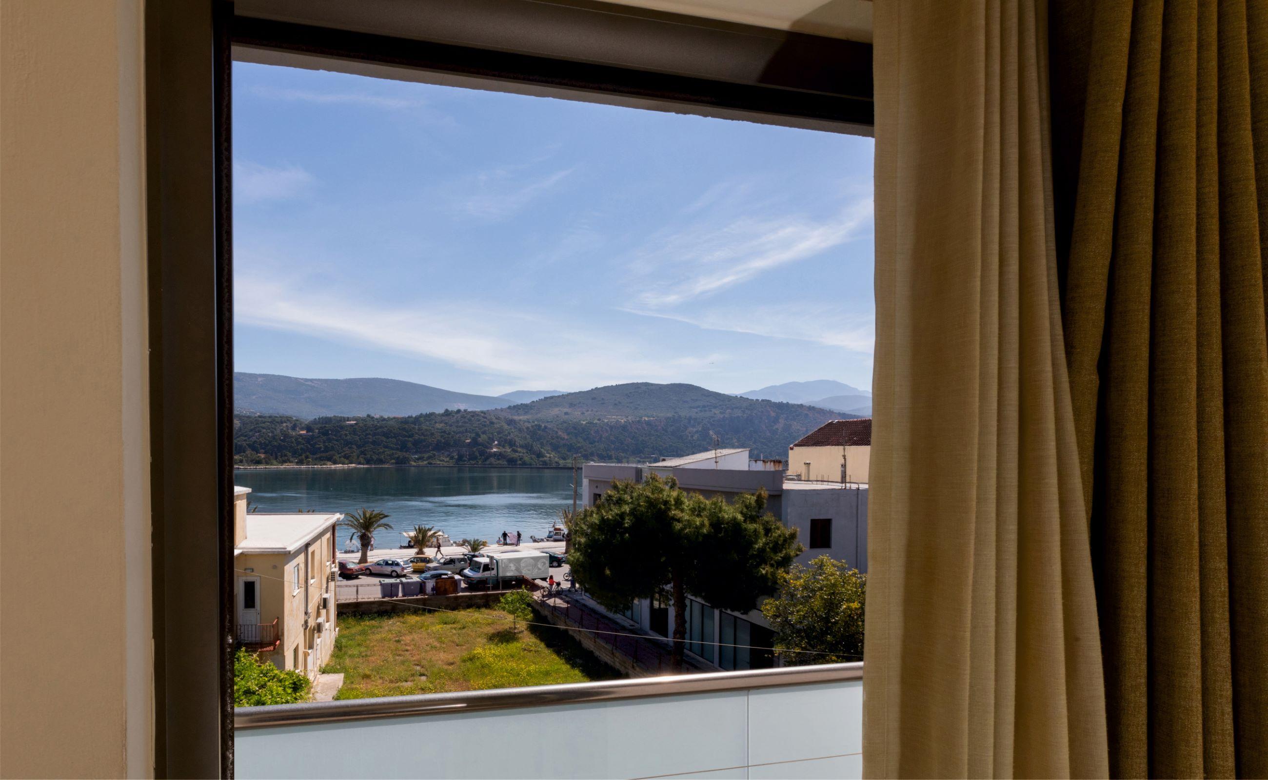 Mouikis Hotel Kefalonia アルゴストリオン エクステリア 写真