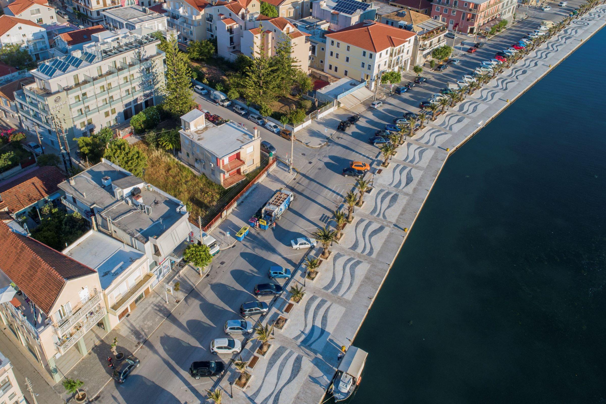 Mouikis Hotel Kefalonia アルゴストリオン エクステリア 写真